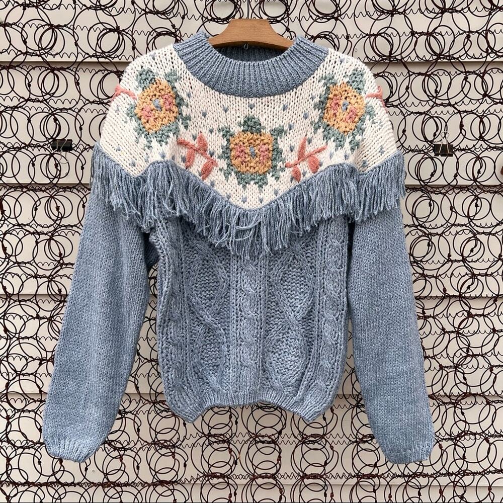 VTG 90s Ivy Club Classics pastel knit fringe floral needlepoint style sweater